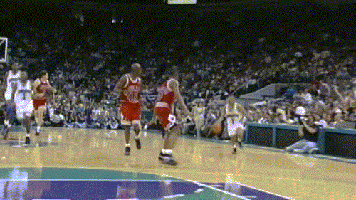 1米6在NBA，要怎么过人？ 