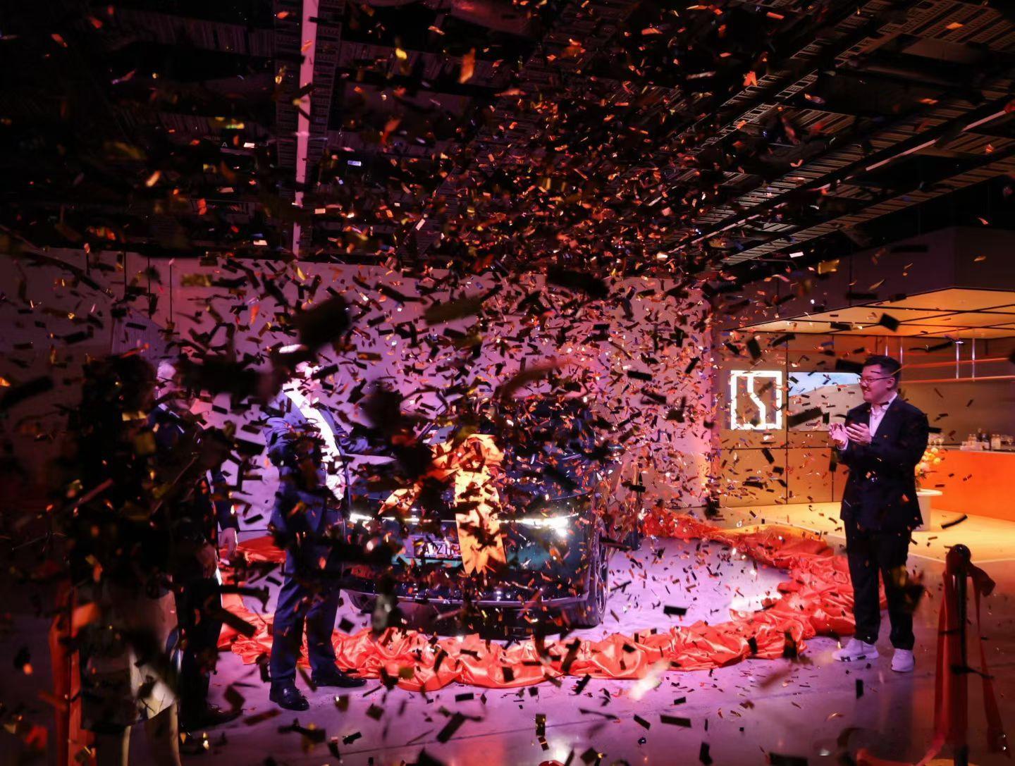 第一个一千达成，Australia！ 