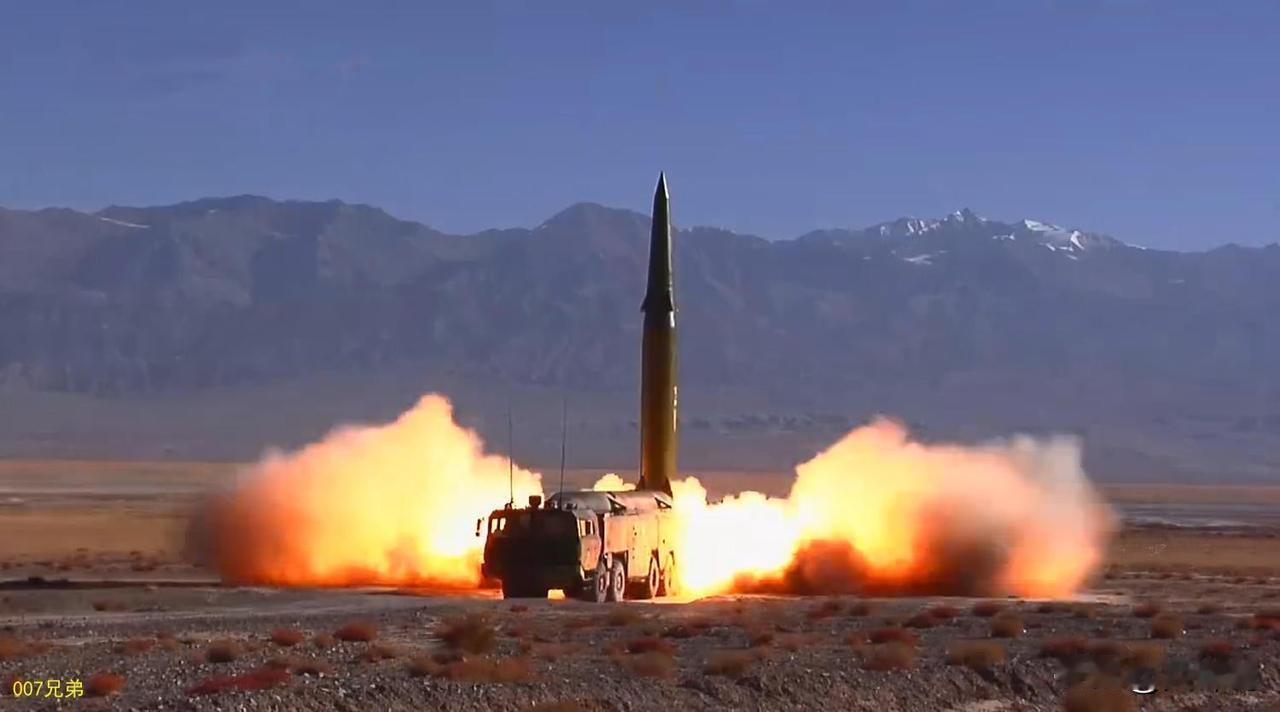- 17导弹：高超音速战场上的“规则改写者”在军事科技竞争白热化的当下，东风 -