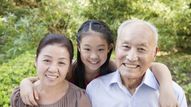 1. 相处舒适度：有人和儿媳处得像母女，有人跟女婿聊得比父子投机，关键看日常磨合