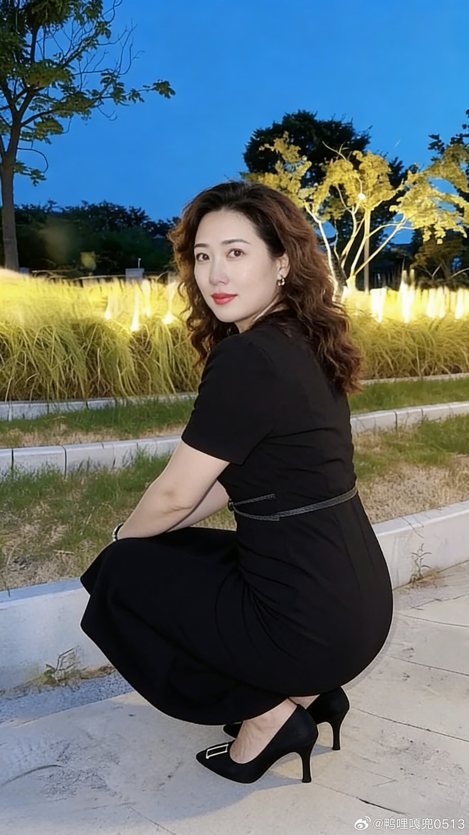 OOTD时尚穿搭今天穿什么ootd 黑色系时尚又迷人 