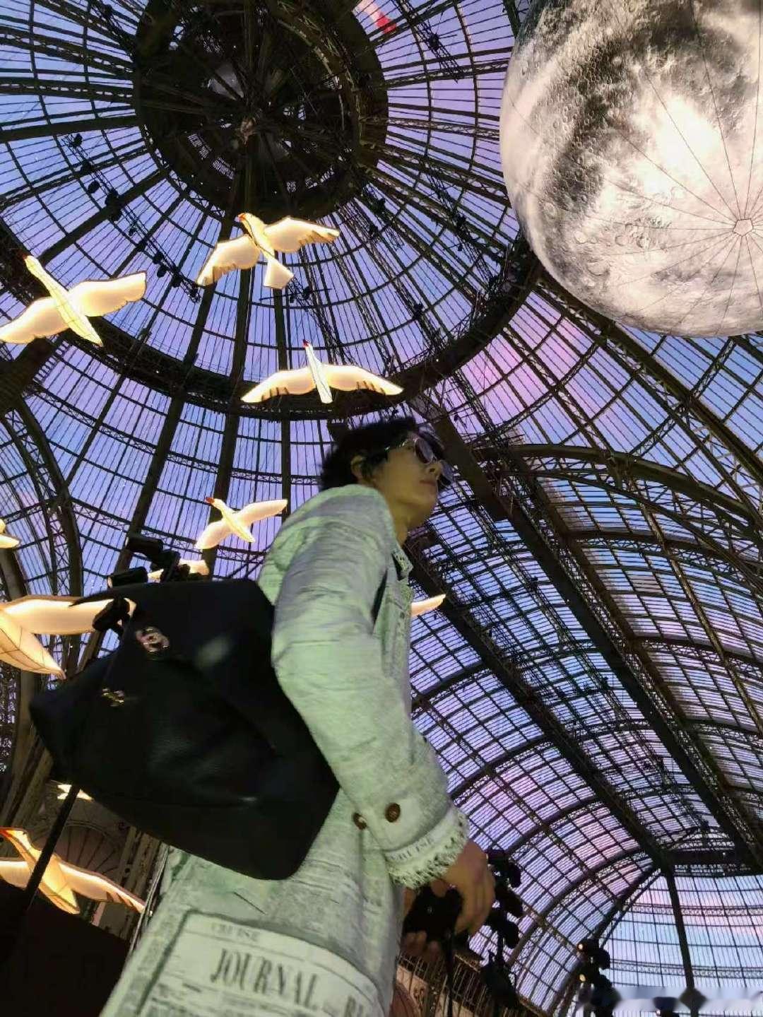 王一博香奈儿大秀随拍王一博chanel大秀随拍 王一博香奈儿大秀随拍🈶 ​​​