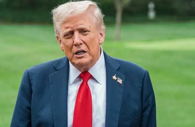 特朗普动委内瑞拉，剑指中国石油命脉？美国旧能源封锁术，早已被新能源破局！
 
2