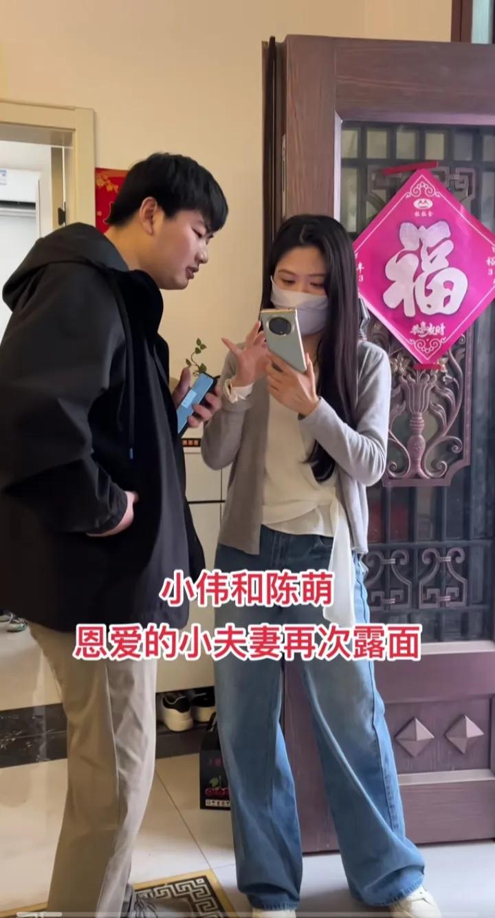 大家有没有发现，最近一段时间里，大衣哥朱之文的儿媳妇陈萌和小孙子朱发顺越来越多地