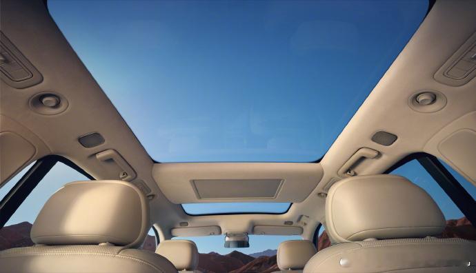 零跑依然是那个勇猛的性价比先锋，起步63.7度大电池的全尺寸SUV，起售价居然只