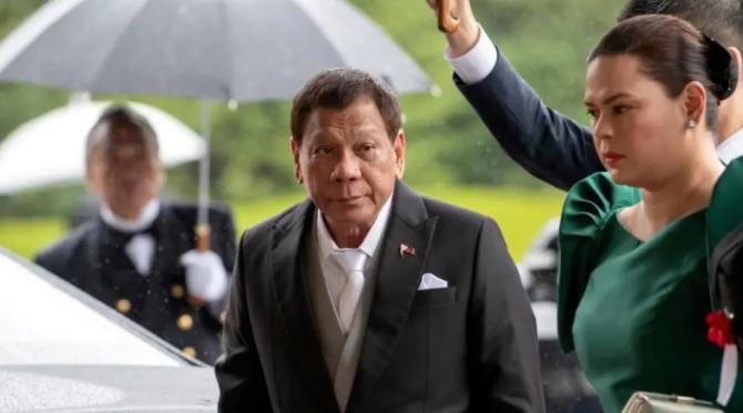 请神容易送神难。现在的海牙国际法院犯难了。三个女法官，也不知得到什么好处，一时头