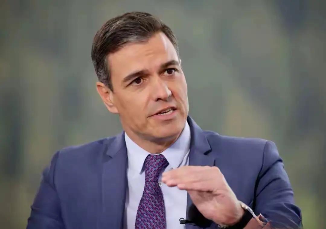 为西班牙点赞！

4月19日，西班牙首相桑切斯宣布，将在明天21日欧盟外长会上，