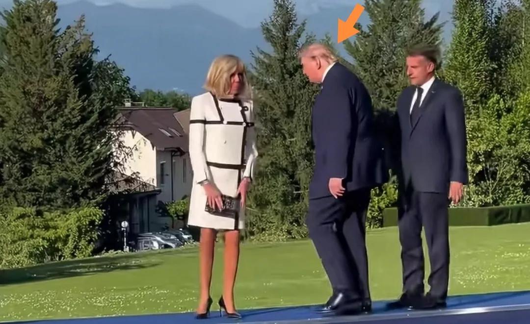 “G7”峰会马克龙与特朗普会面特朗普低头会见。