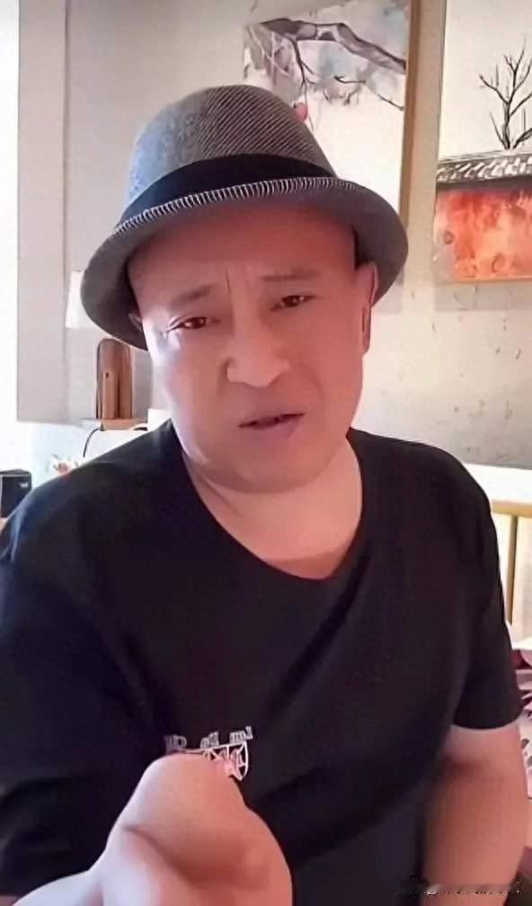 赵四随口一句关于分红的实话，直接把赵本山推到了舆论的中间地带