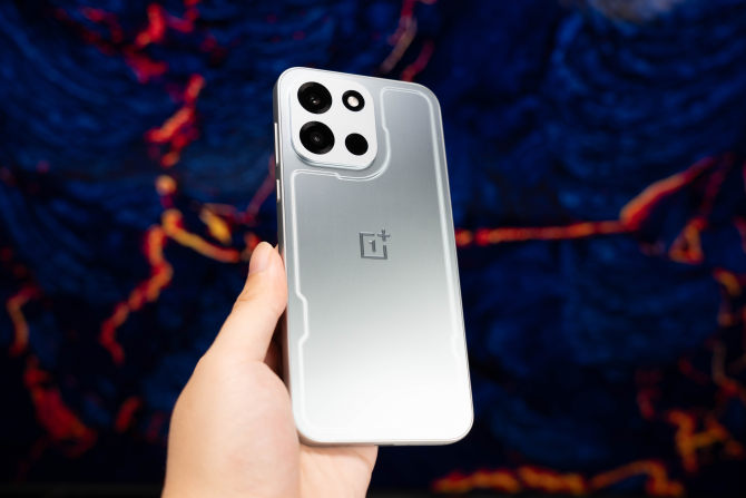 一加 Turbo 6 上手体验:不再围绕“取舍”展开的中端答案