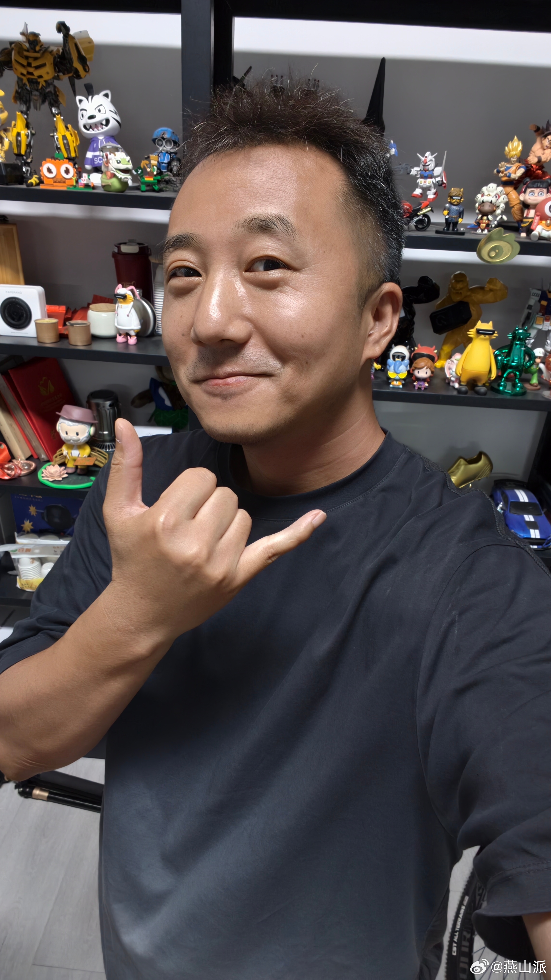 之前都是我出差今天我留守工作室四个小伙伴儿全出差心想终于轮到他们了结果前方发来报