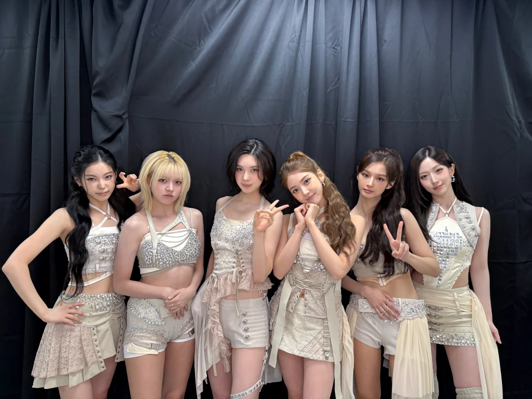 [📸] NMIXX 1ST WORLD TOUR <EPISODE ...