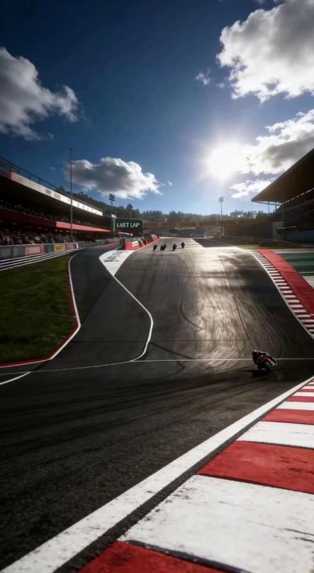 世界名画 恭喜张雪 从执着少年到不忘初心的大叔 上周末两冠傲视群雄，我辈楷模，国