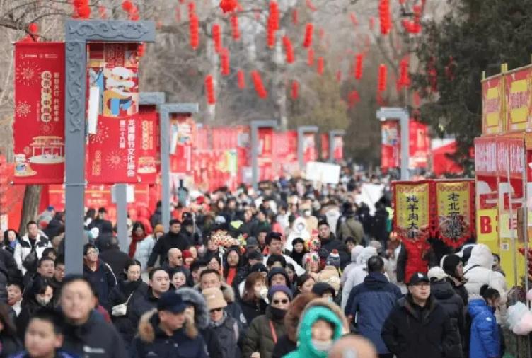 支持放长假，从容过春节。
春节9天超长假，只为多放假，休息好，这太符合职工心意了