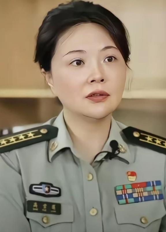 西部战区审计员高雪莲在16年核查油料中，不仅核查出军油被倒卖的内鬼，更为前来核查