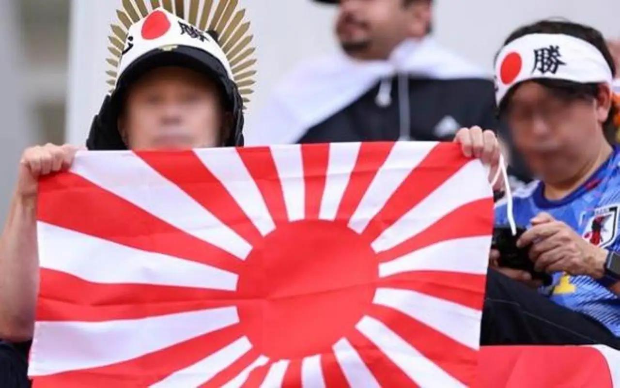 只要旭日旗还在日本死灰复燃、随风飘扬，只要日本政客还没止步参拜靖国神社，只要日本
