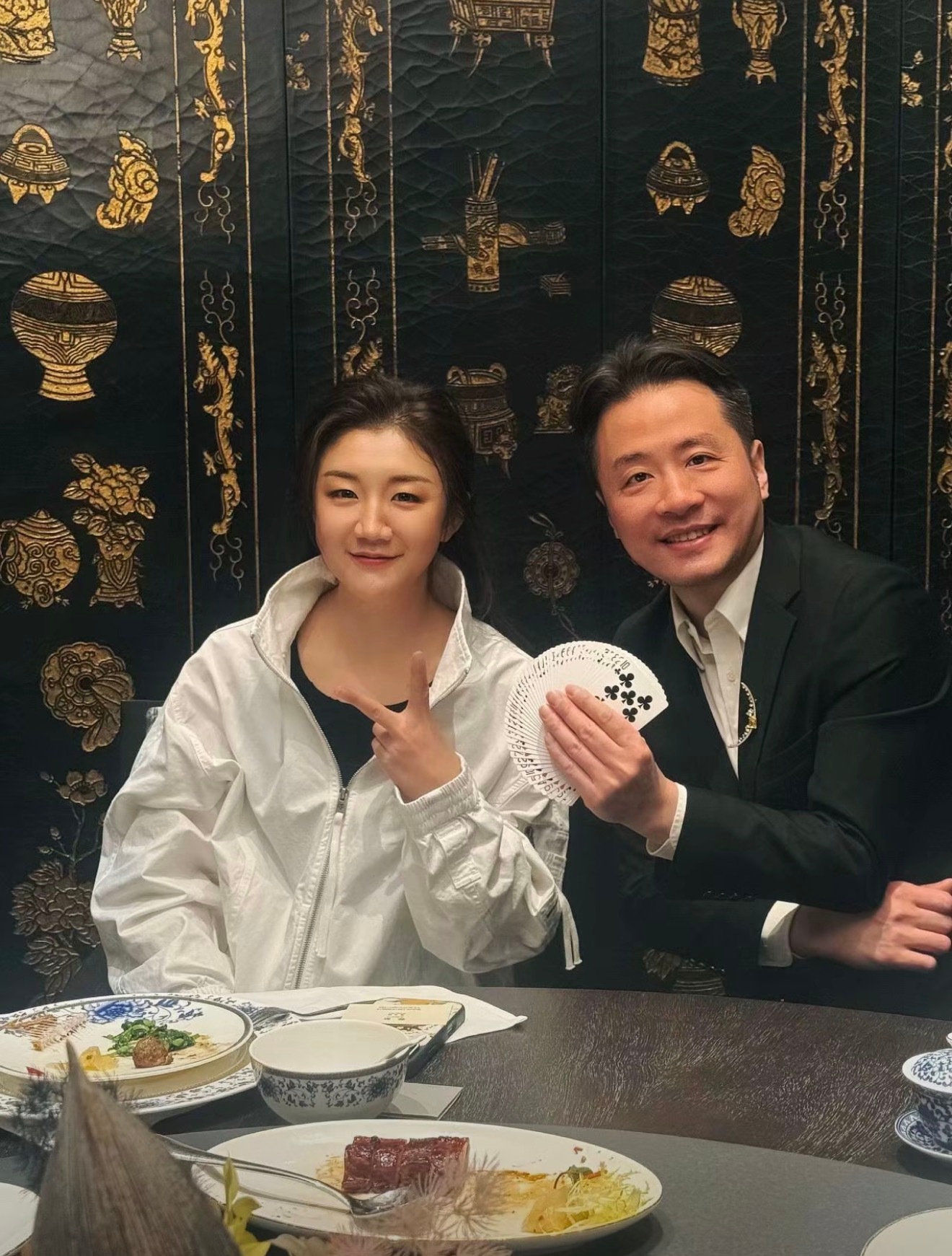 图二老婆的侧颜 绝了✌🏻陈梦观赛f1陈梦好飒