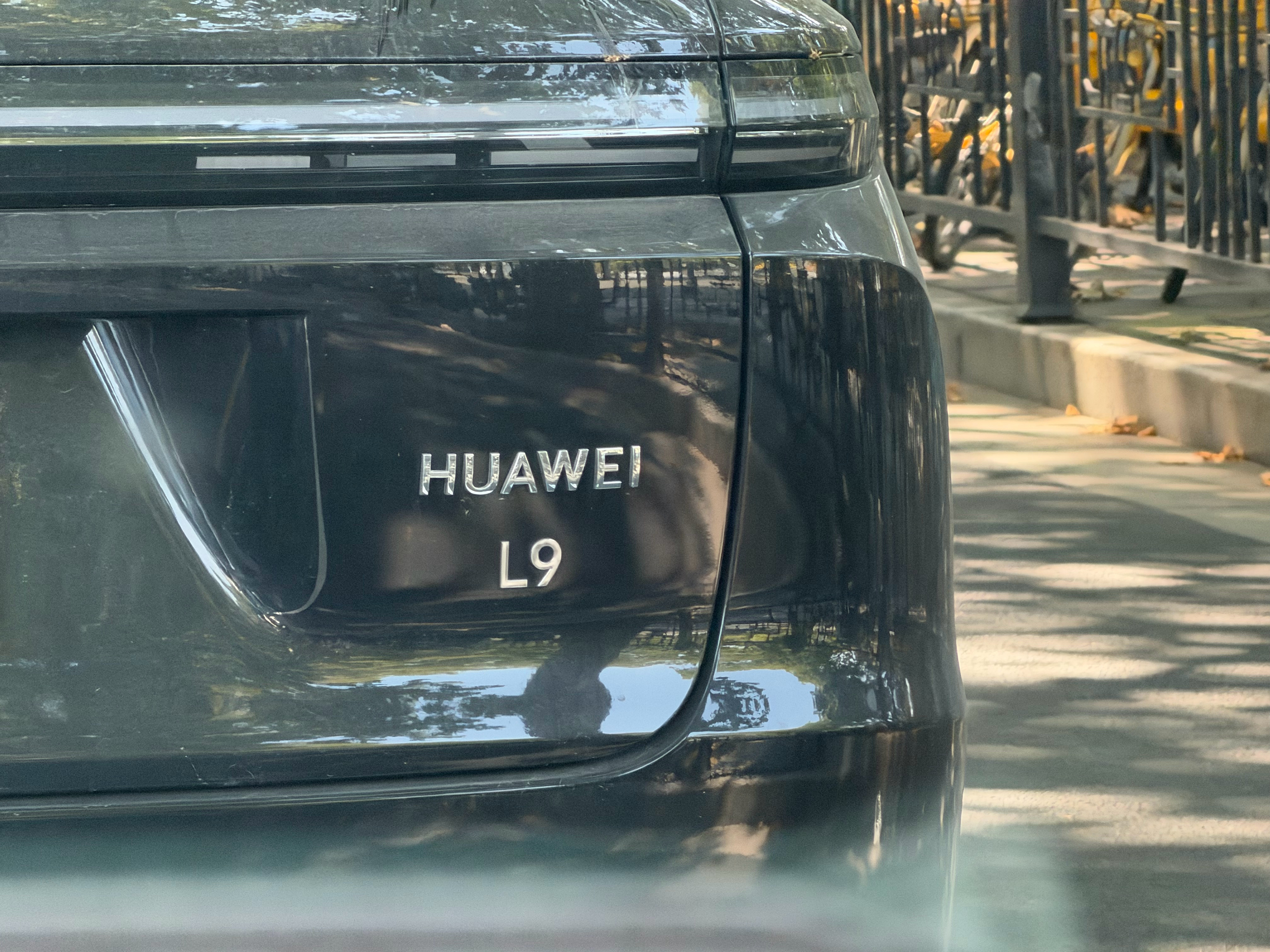 兄弟们这什么车，有认识的嘛？我和汽车的日常 ​​​