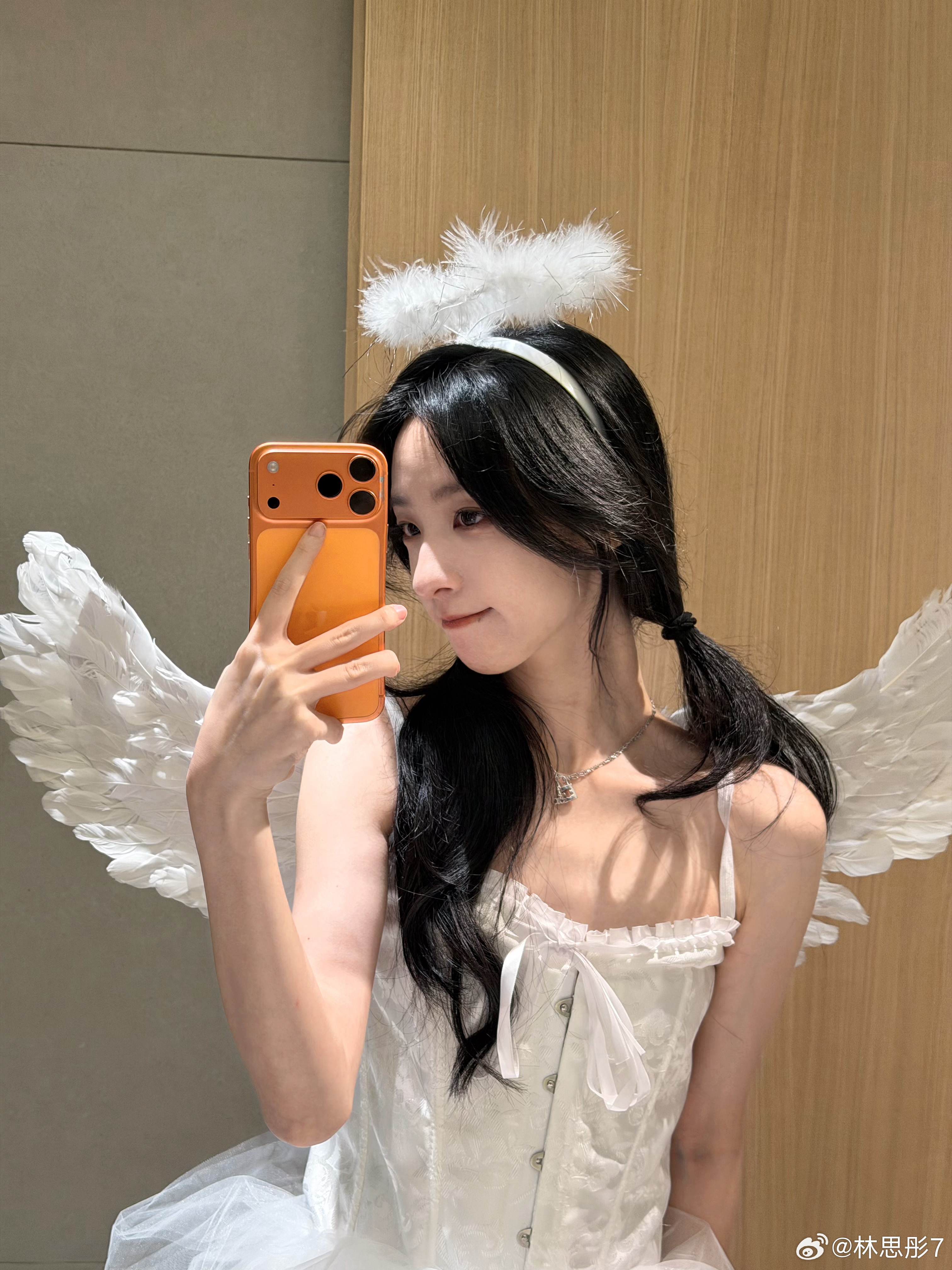 👼🏻林思彤77