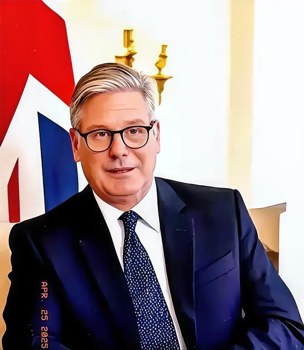 简直就是强盗！5月11日，英国首相斯塔默当着全球媒体的面，扔出一颗重磅炸弹：本周