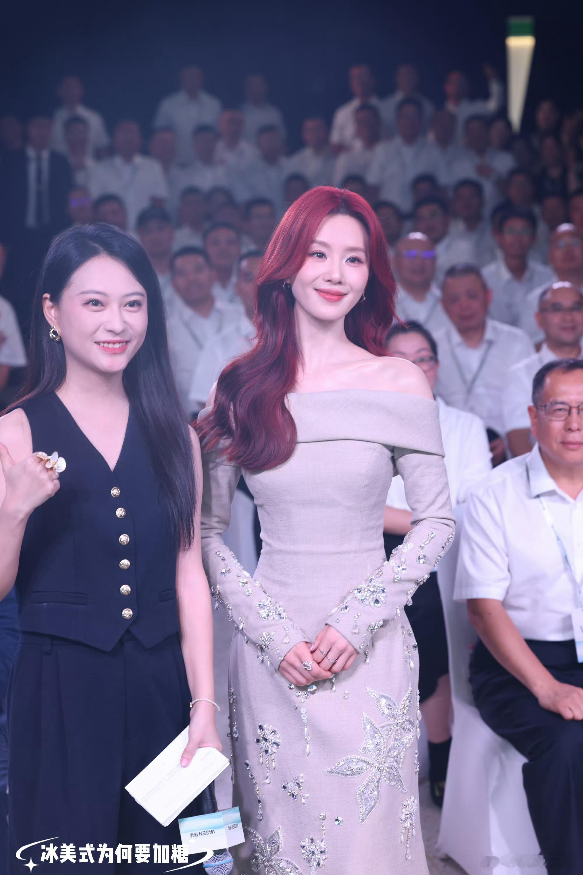 刘诗诗这次好像小美人鱼🧜🏻‍♀️红发生图好漂亮哦 ​​​