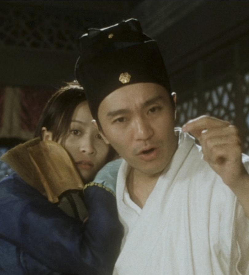 多少人看过星爷和刘嘉玲合作过的这部电影呢？戏里演一对有笑有泪有闹的恩爱夫妻。现实