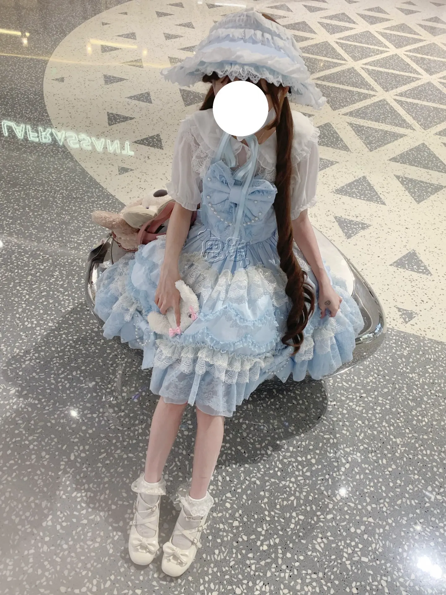 层层叠叠的裙摆 编织着小时候的公主梦。