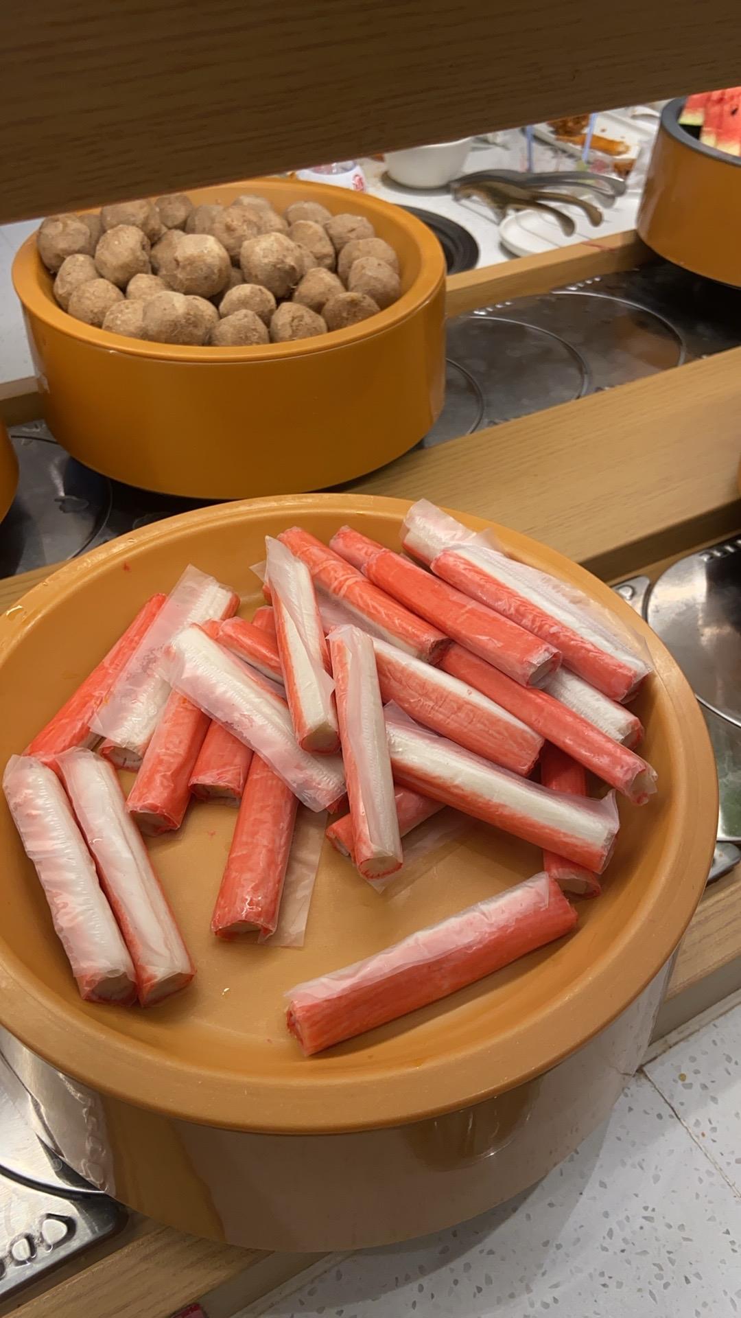 没有老前辈们舍生忘死打江山，哪来我们今天安稳幸福的好生活呀[玫瑰][玫瑰]