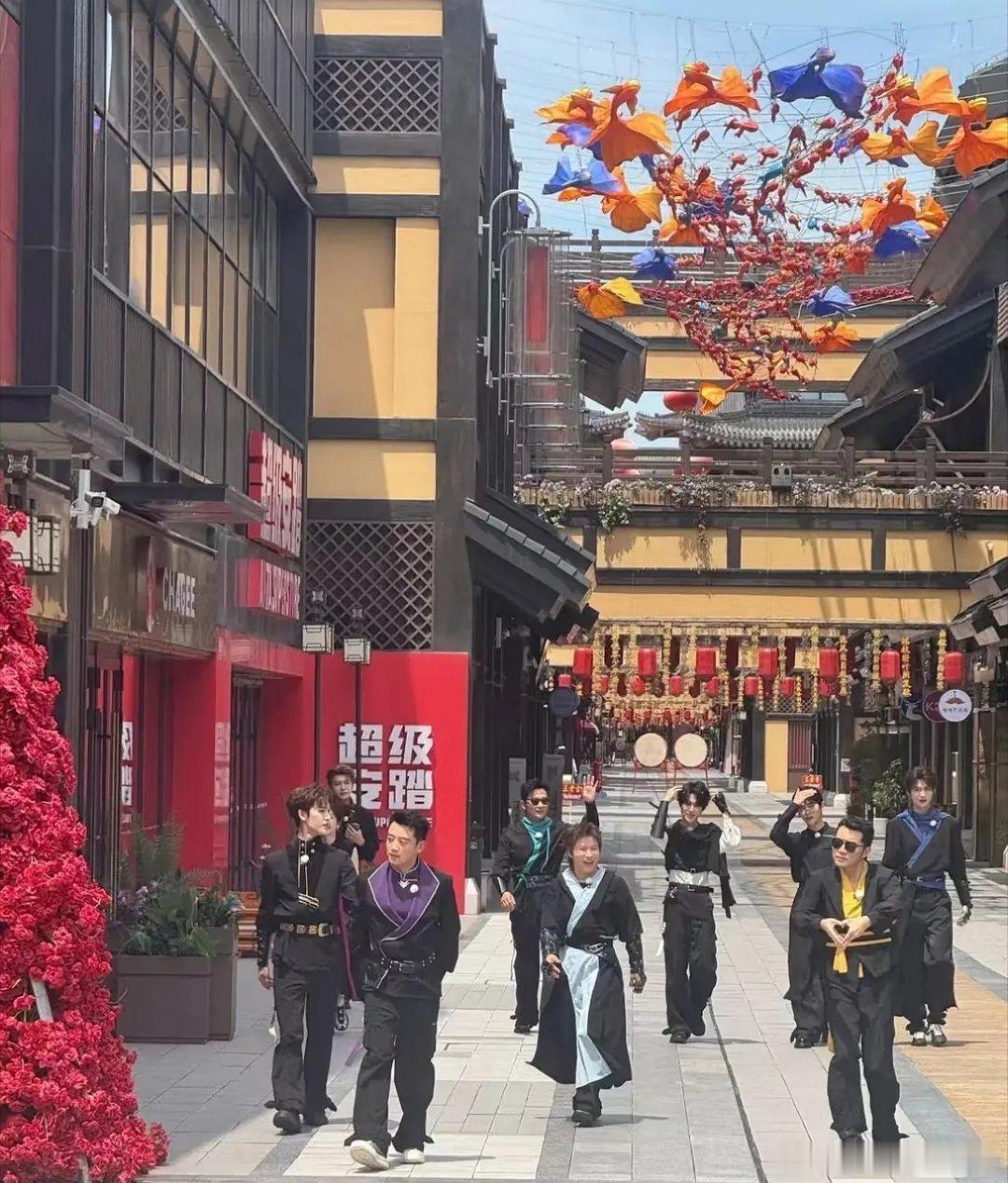 和跑男团其他人比，白鹿的星味儿也不是非多不可吧 