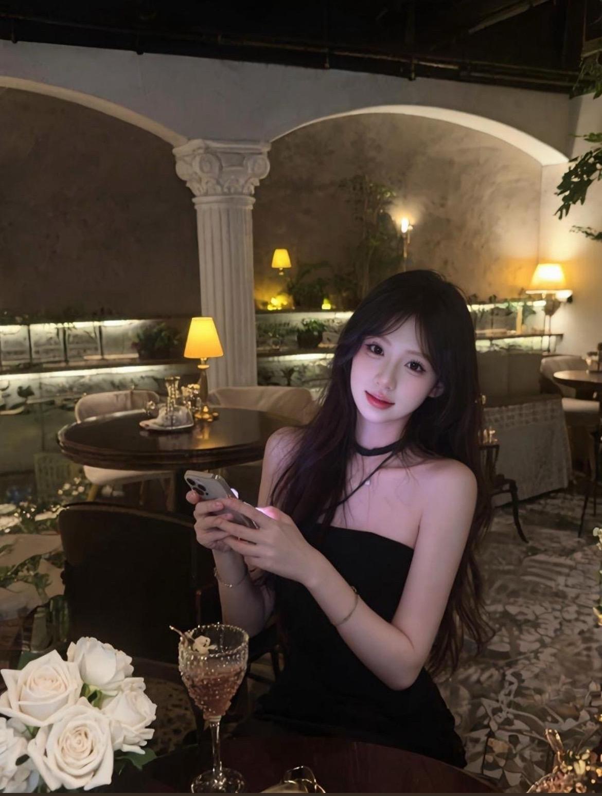 美女街拍穿搭 服装街拍 街拍街拍街拍街拍 街拍时尚穿搭 时尚街拍穿搭