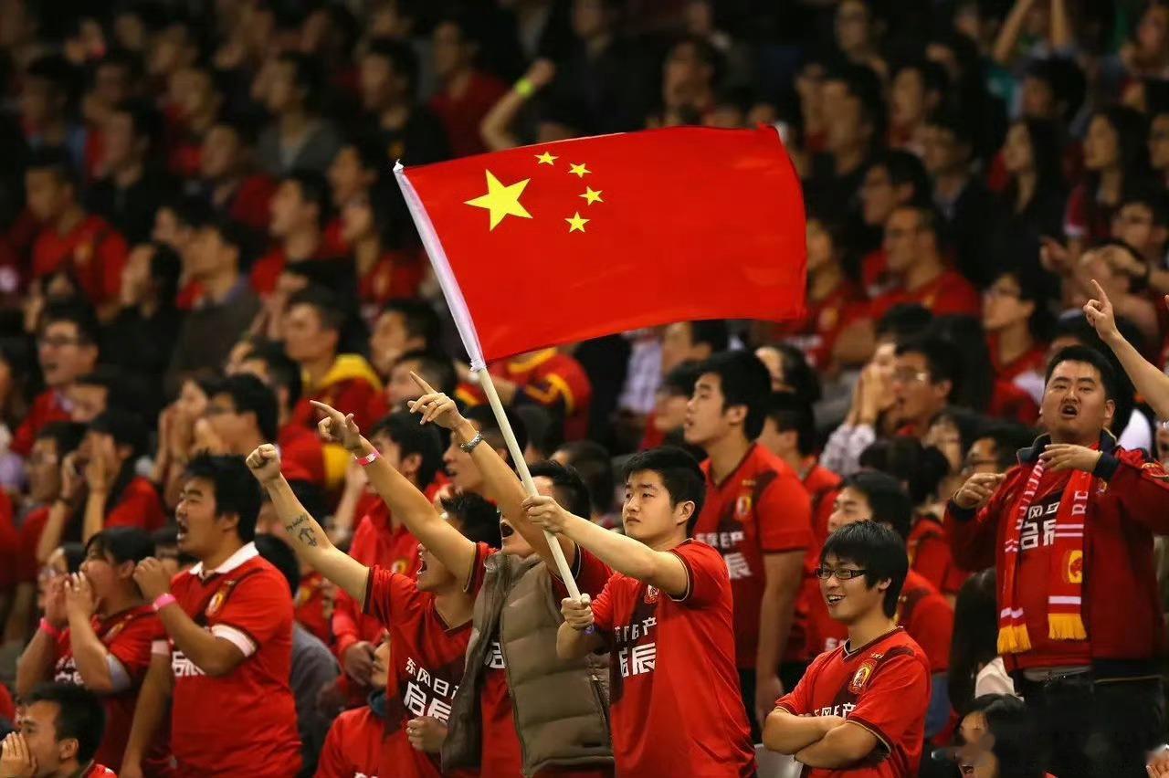 #考生喊话国足冲进世界杯#国足加油，考生都给你们那么大期望了，别让祖国的花朵失望