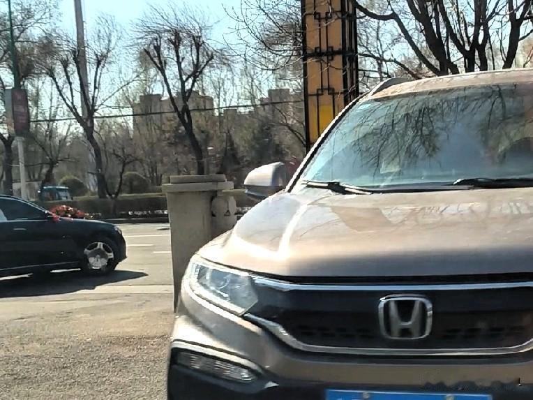 东北婚礼见闻录(七)

桦甸婚车习俗——绕城的喜意长流

桦甸白云国际酒店的出阁