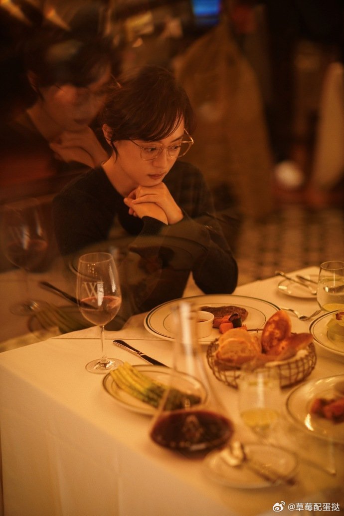 孙俪演出了原生家庭的窒息感孙俪这段我不敢看第二遍孙俪在《危险关系》里的原生家庭片