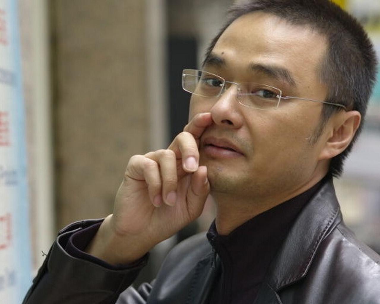 身家过亿的协和医科博士冯唐，再次语出惊人，他说：“没事不要和任何人搅和在一起，什