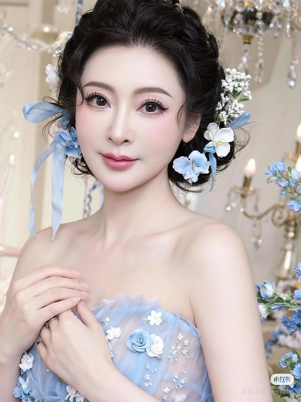 成熟稳重的美女你喜欢吗?成熟美人穿搭写真