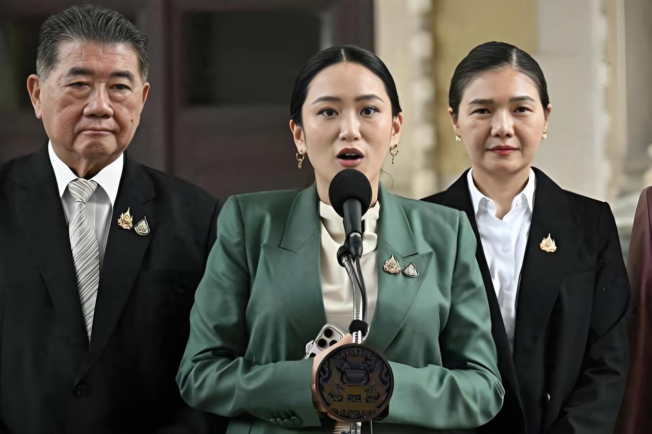 泰国代总理普坦·卫查亚猜，今年72岁，祖籍广东潮州，中文名字姓“谢”，“我是潮州