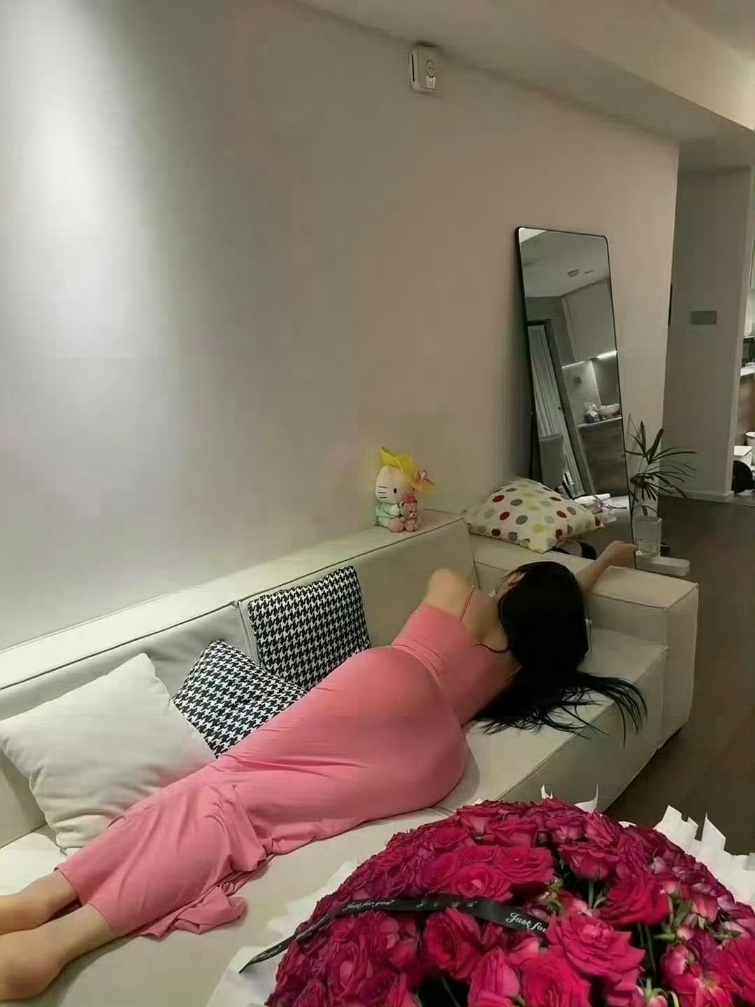 尽显好身材 