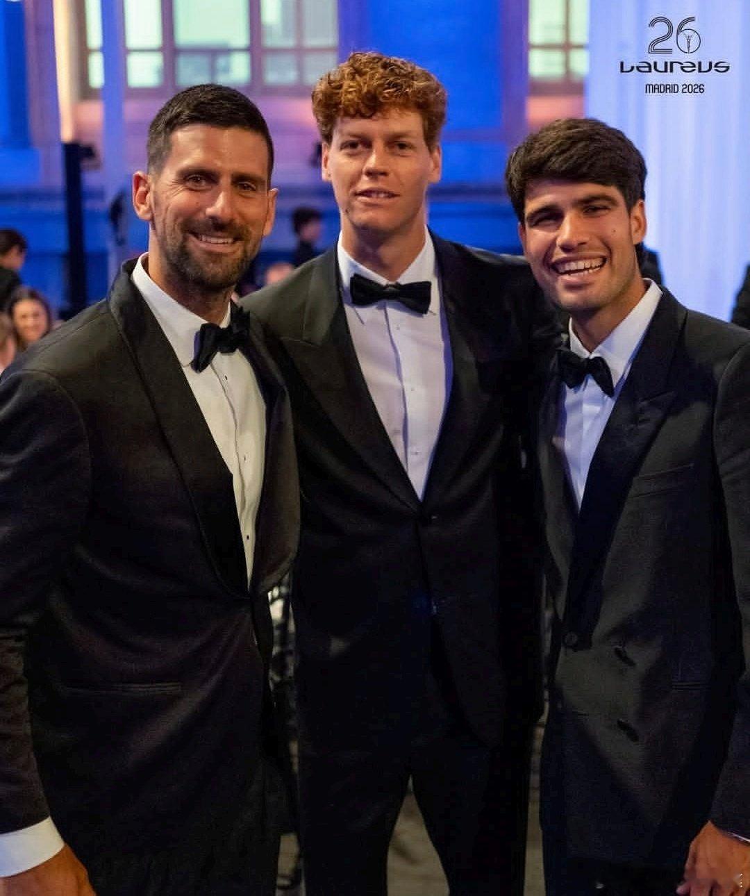 这张图几个大满贯冠军？ATP阿尔卡拉斯劳伦斯最佳男运动员谷爱凌德约科维奇主持秀中