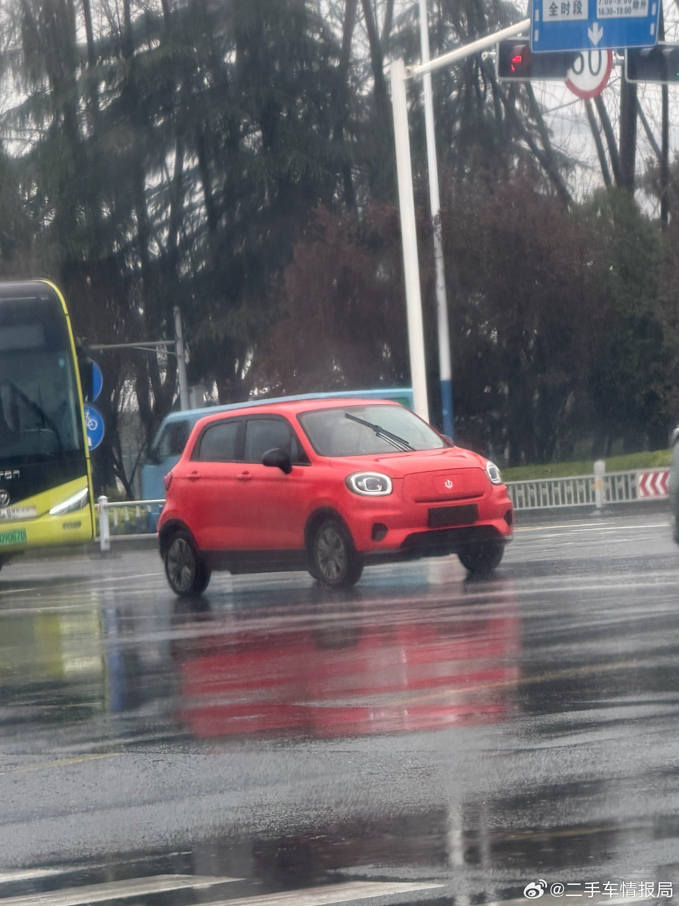 零跑T03已售，明日过户，服役安徽合肥原本大哥做贷款的，他太忙，人不来的话，金融