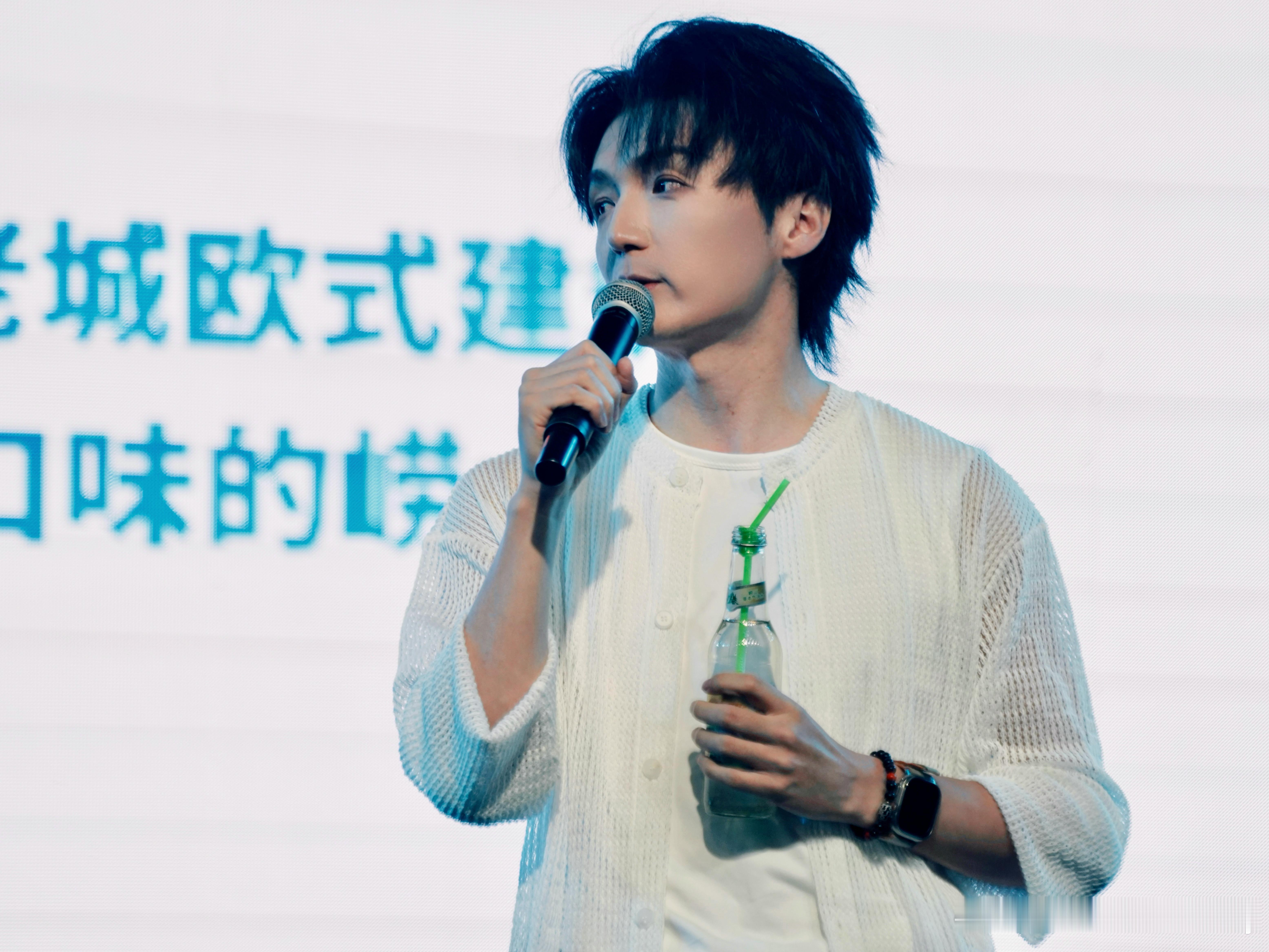 陈张太康  小島日记加载中 🌊🫧⊹⋰ …… 