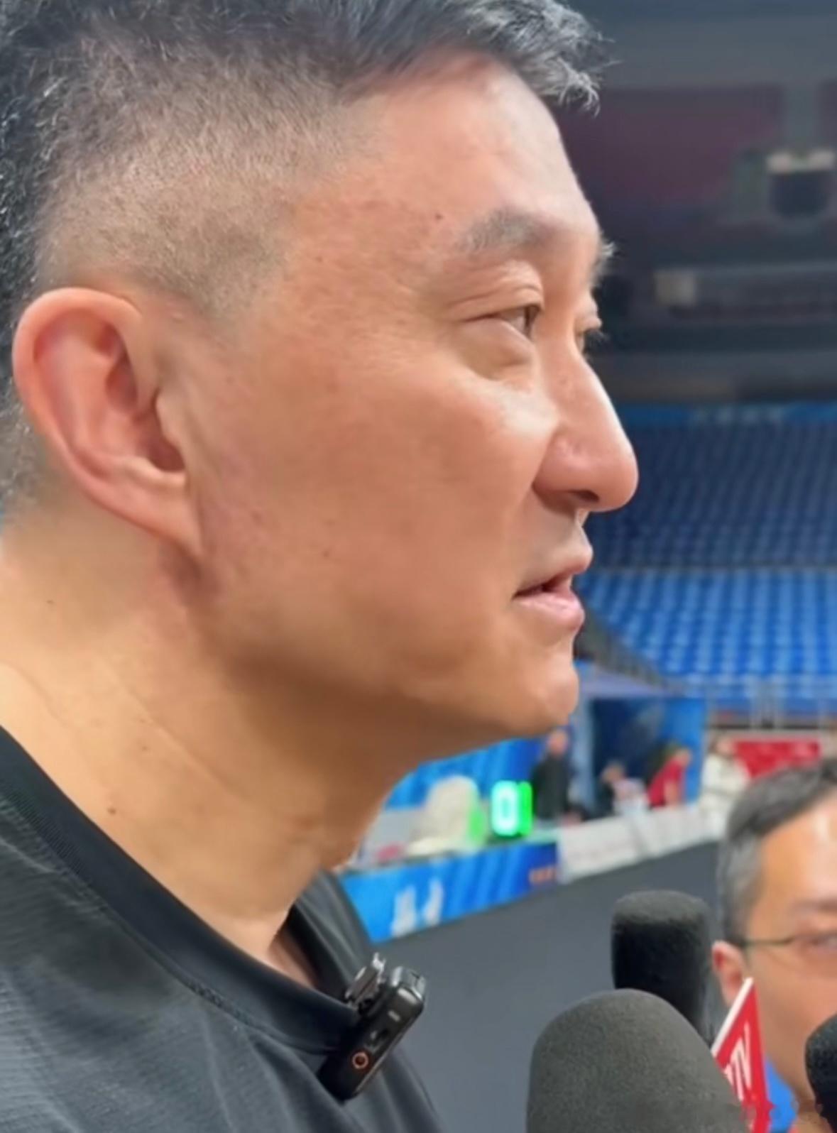 京粤大战大名单出炉，八强赛第一轮一触即发CBA季后赛八强战广东宏远男篮对阵北京男