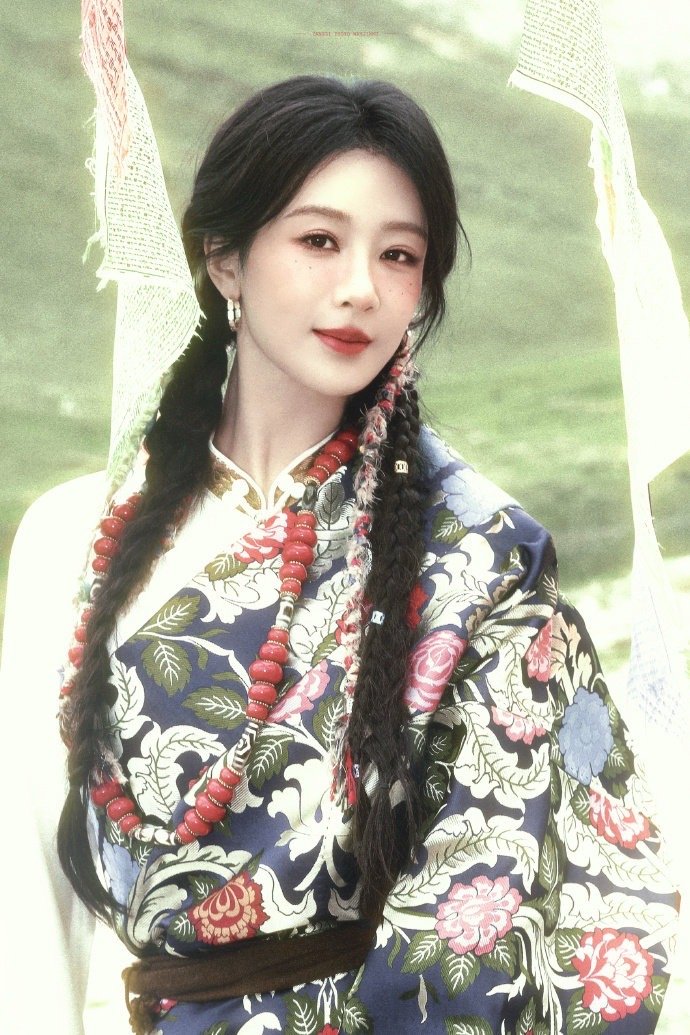 杨紫玉兰花开君再来 💜杨紫董竹君 我一向看人很准的，你这个人，一看就知道是我的
