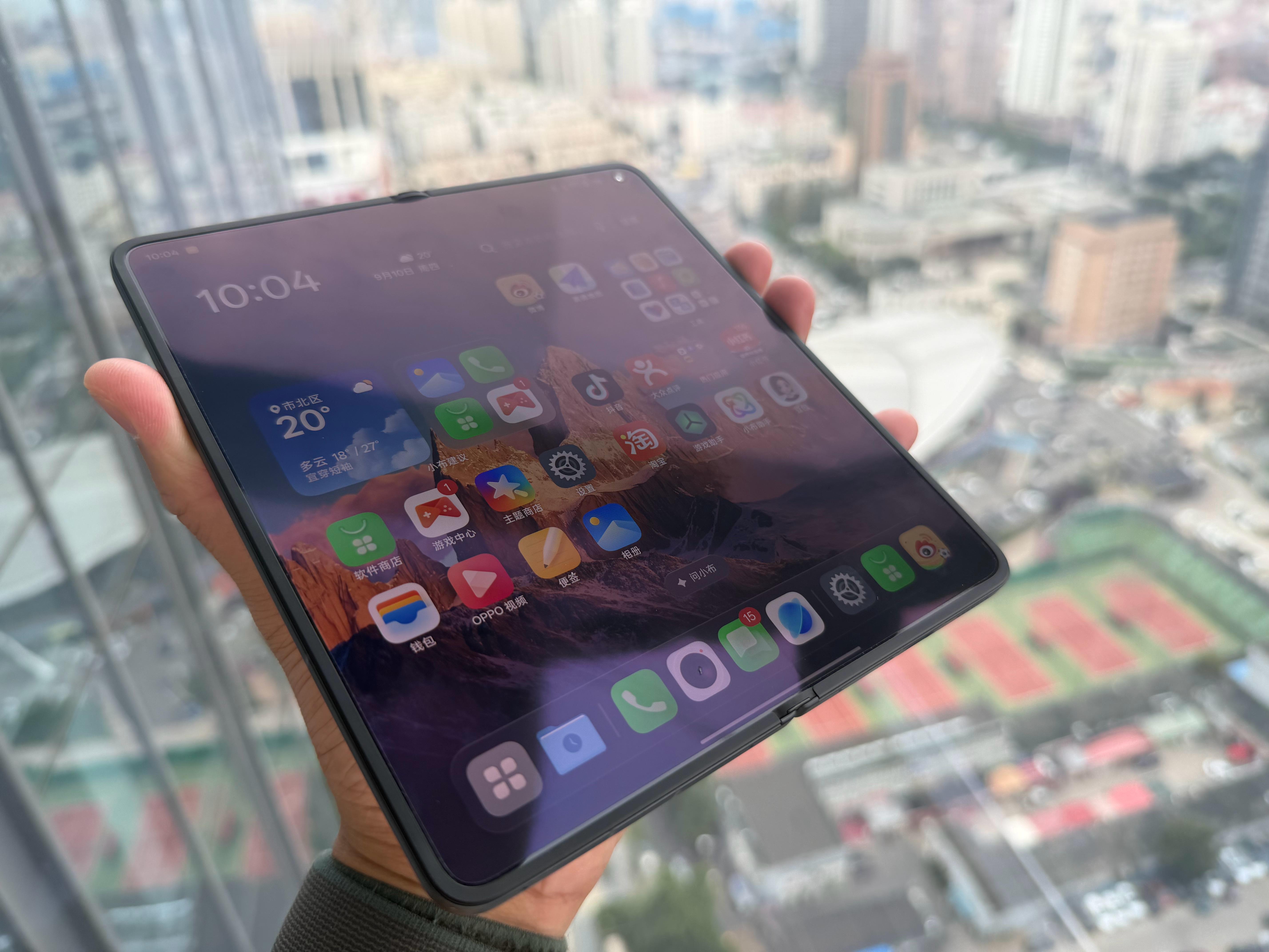 iPhoneDuo来了iPhoneDuo折痕几乎难以察觉 论折痕OPPO N6有
