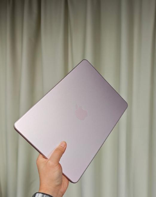 都说Macbook Neo配置拉，但真不妨碍人卖爆啊。。。

没招，是真便宜啊，