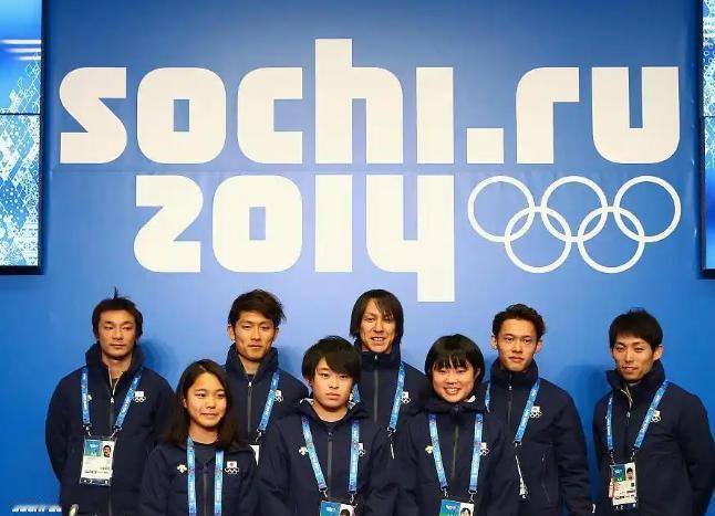 日本亚运签证不给中国免签还涨价五倍，本以为能拿捏中国，结果中国直接甩出四份全主力