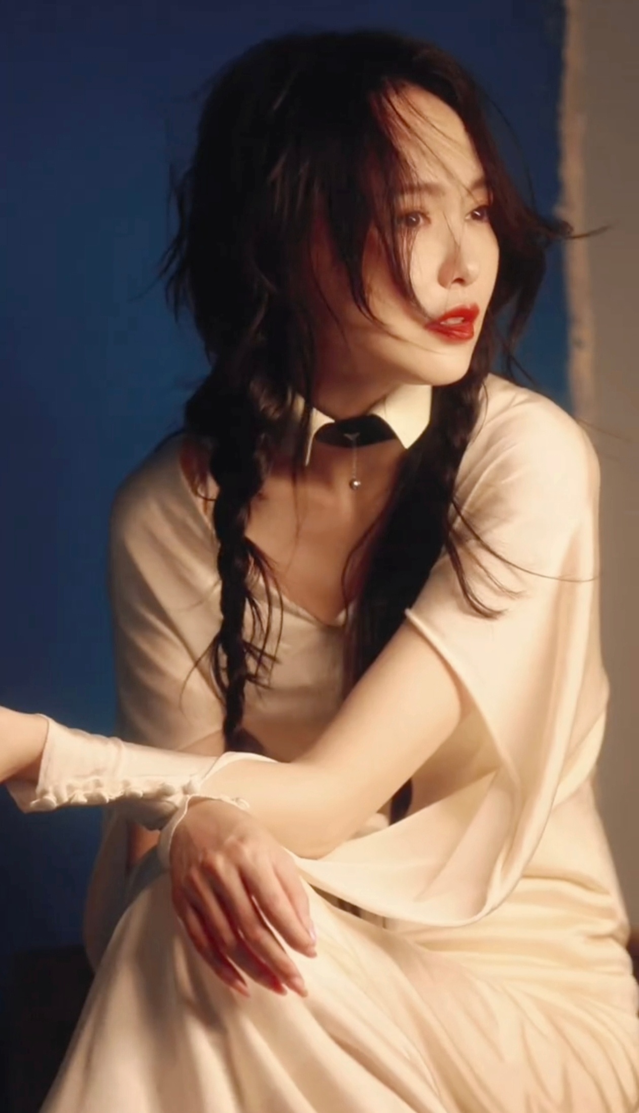 修图调色3p[抱一抱]唐嫣好神好美[爱慕]琥珀色瞳孔太美了唐嫣fendi品牌代言
