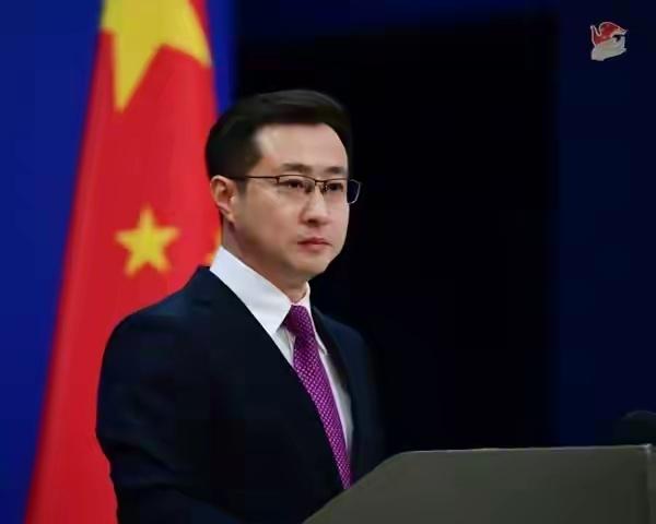 日媒称自卫队员闯馆是“想与中国大使交谈”，外交部：带刀闯馆与大使交谈？

3月2