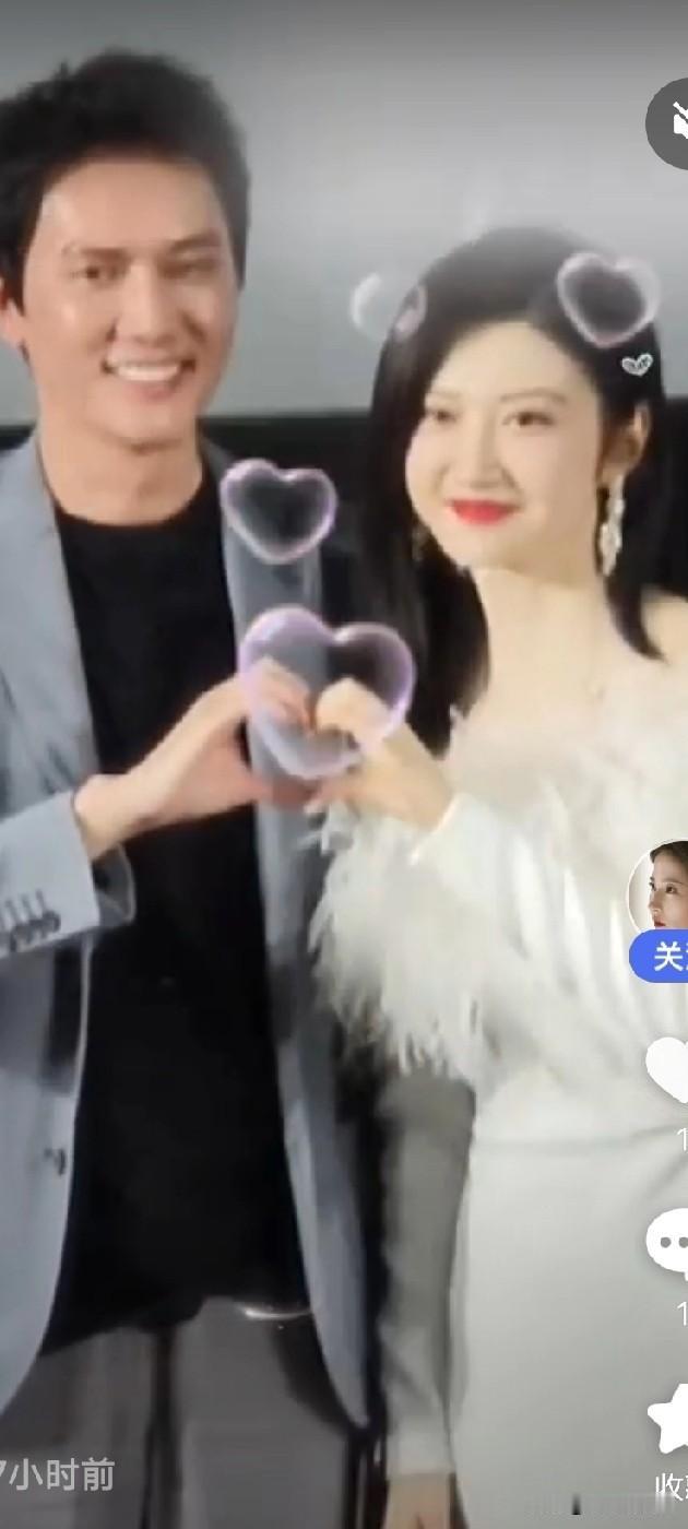 冯绍峰好容易因戏生情！
    是他大敬业？每个角色都投入真感情。冯绍峰因戏生情