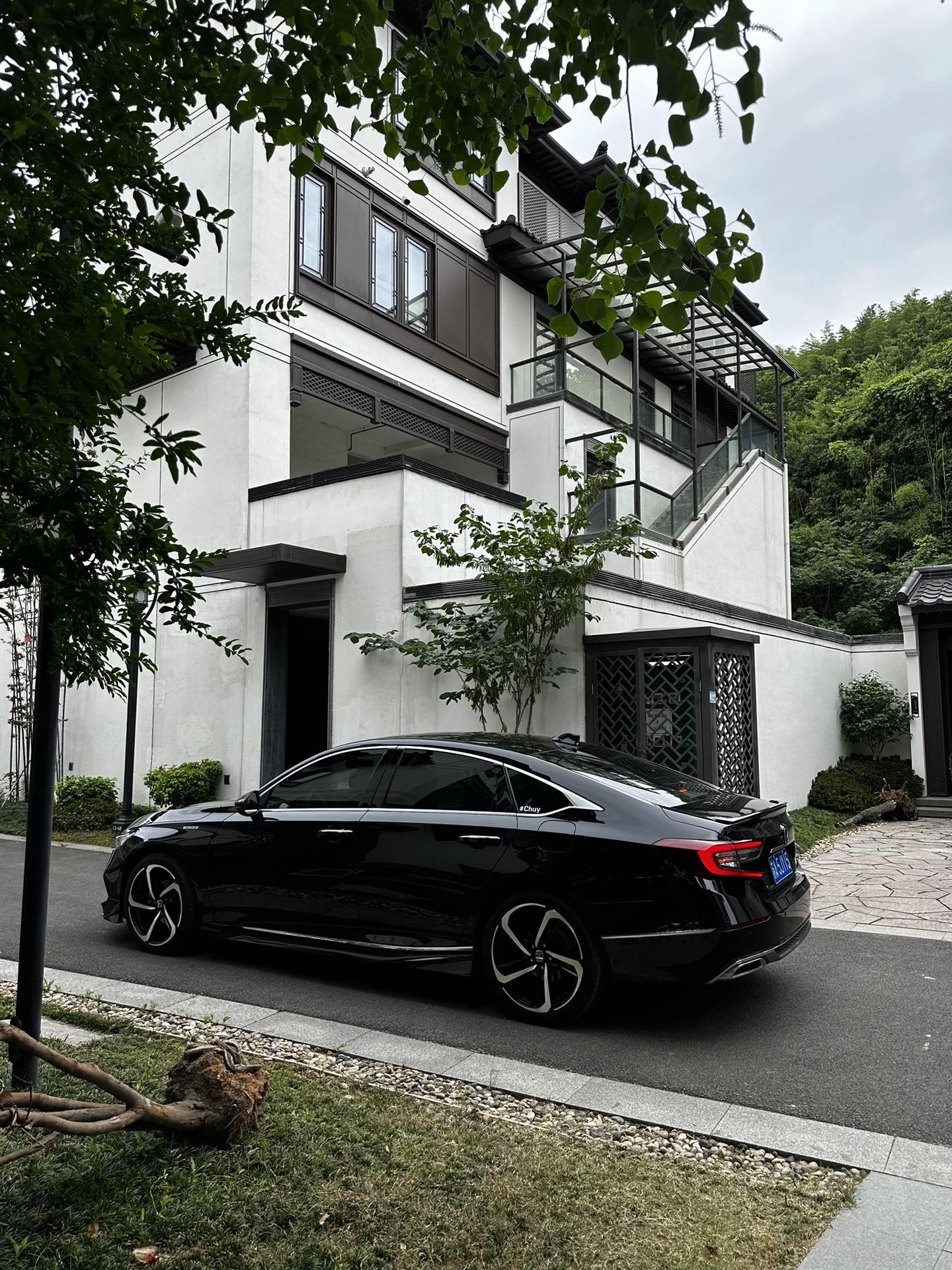 二十来岁的你 绕不过一台雅阁