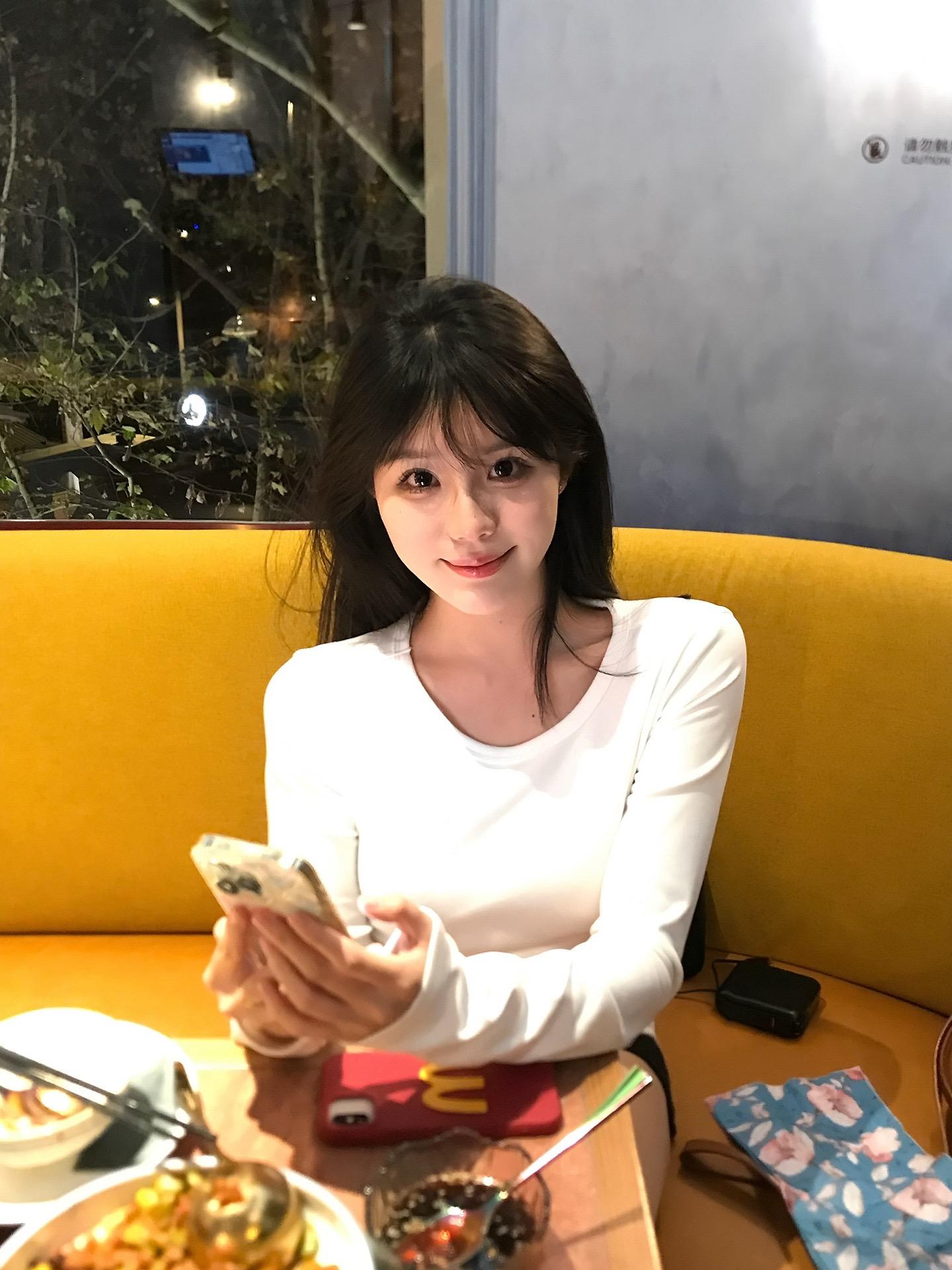 劝你不要视奸我 到时候爱上我看你怎么收场